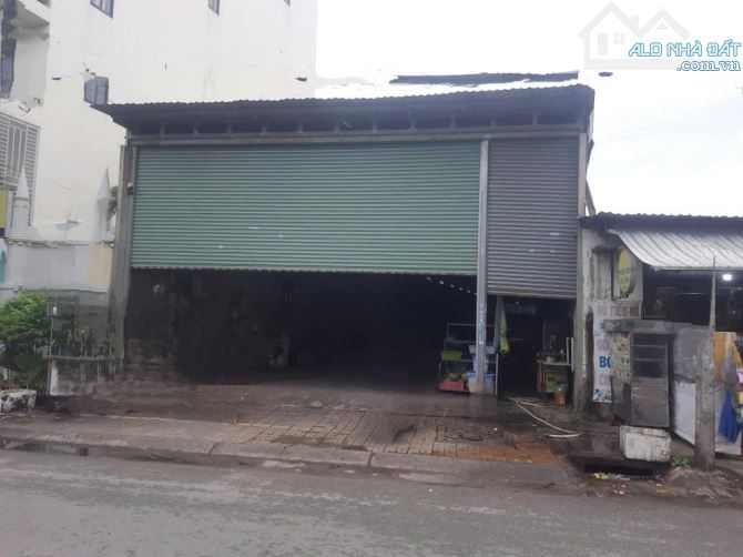 BÁN GẤP NHÀ KHO-MẶT TIỀN NGUYỄN THỊ SÓC – HÓC MÔN – 629M2, NGANG 9M, NỞ HẬU–GIÁ CHỈ 32 TỶ
