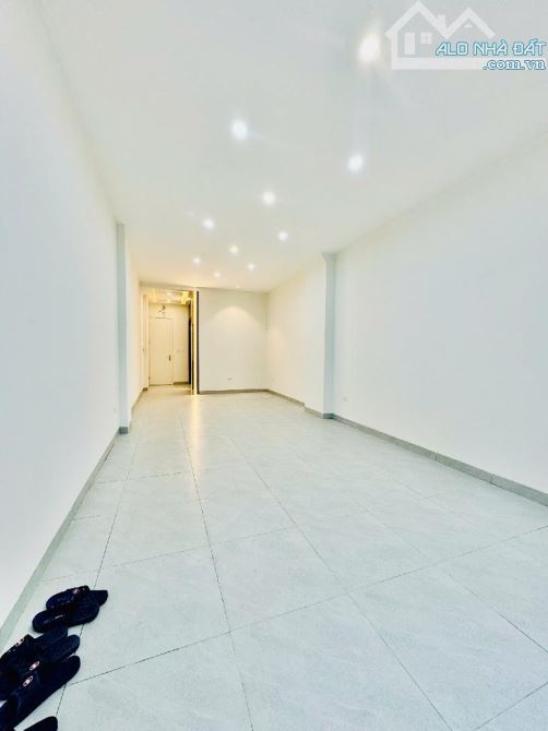 Bán nhà mặt phố Đông Các , 60m2 , 5 tầng