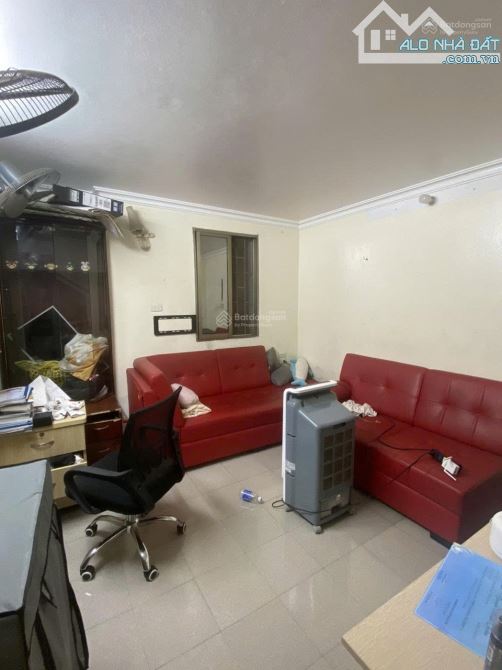 Cho thuê nhà Tô Vĩnh Diện, Thanh Xuân,35m2, 3.5 tầng, 3 ngủ, 11 triệu
