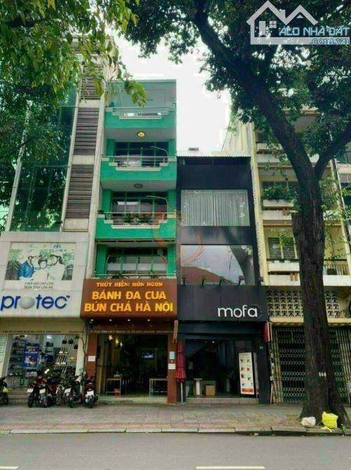 140 tỷ! Bán MT ngang 12x20m Đ.Mạc Đĩnh Chi, Q.1 – 4 tầng.
