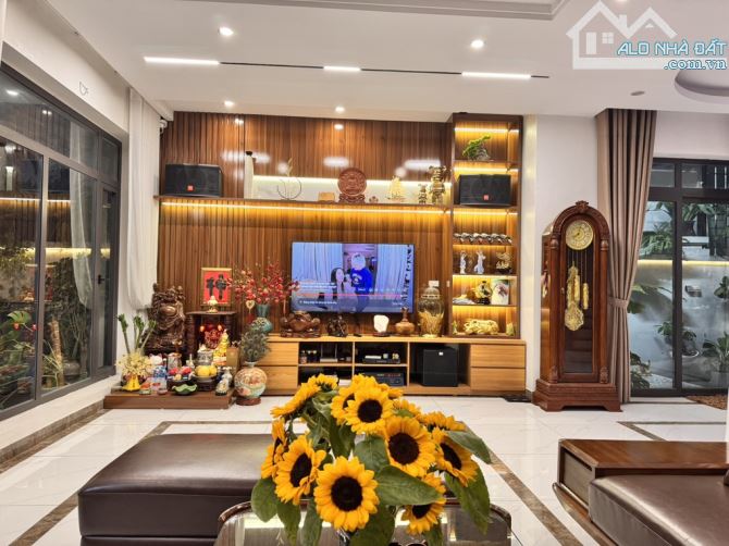 BT 2 MẶT TIỀN TÂY MỖ – VIEW VƯỜN HOA - BỂ CÁ, SÂN VƯỜN – 200M² – 3 TẦNG – 40.8 TỶ (ATL3050