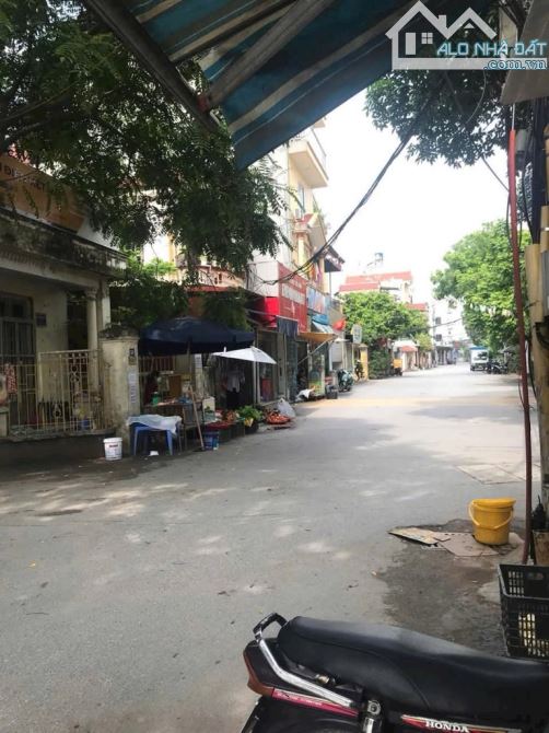 ĐẤT YÊN NỘI THƯỢNG CÁT 60 M -MT 4 M GIÁ TRAO ĐỔI  Lô đất cực đẹp còn sót lại tại quận Bắc