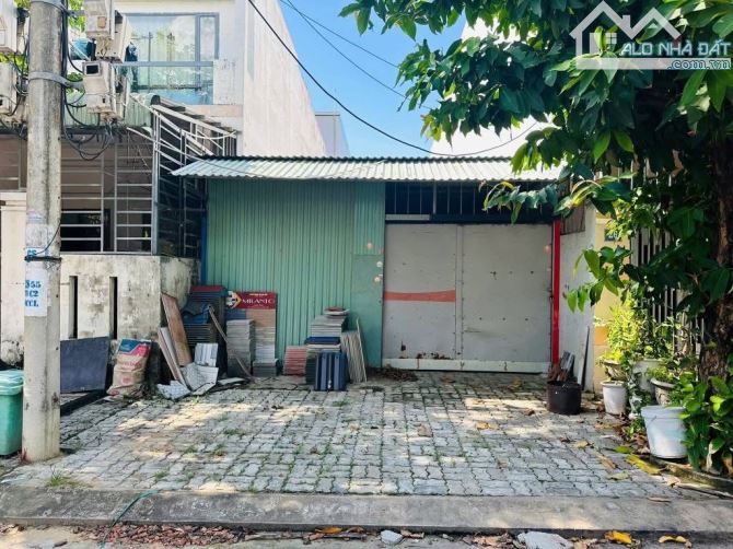 Cần bán gấp 1 lô đất đẹp đường Lỗ Giáng 7