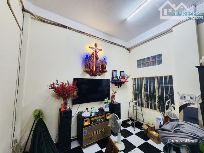 CHUNG CƯ 330 PHAN VĂN TRỊ -  62M, 2 PHÒNG NGỦ, SỔ HỒNG RIÊNG