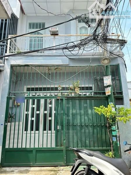 NHÀ 2 TẦNG HẺM THÔNG LÊ VĂN VIỆT, TĂNG NHƠN PHÚ B- 2 PHÒNG NGỦ