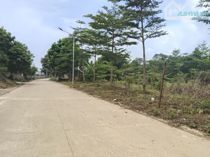 Cần bán 2.240 m tại huyện Trạch rất phù hợp để phân lô nghỉ dưỡng giá 5.x triệu /mét