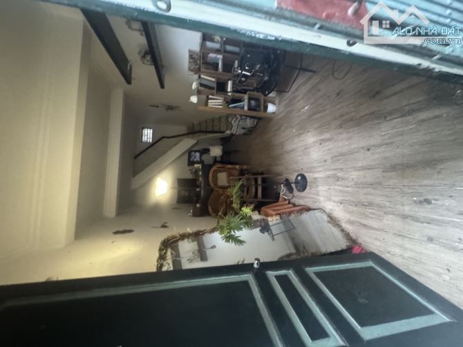Cần bán gấp nhà phố Nguyễn Trãi 50m² x 3 tầng, giá chỉ 7 tỷ