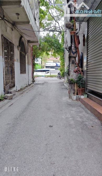 Bán nhà Nguyễn Văn Cừ chủ giảm 450tr còn hơn 6 tỷ nhà 4 tầng ngõ nông