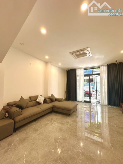 Cho thuê nhà mới 3 tầng MT Phan Trọng Tuệ, Hòa Cường- Hải Cháu