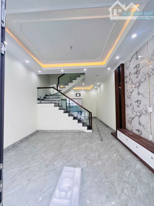 ✅ BÁN NHÀ 3 TẦNG ĐẸP – 60M² – SÁT ĐƯỜNG 203 HOA ĐỘNG, THỦY NGUYÊN