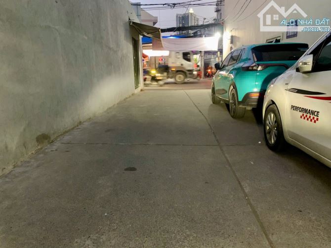 QUẬN 7, ĐƯỜNG HUỲNH TẤN PHÁT, HẺM RỘNG, NGANG GẦN 5M, 5,X TỶ