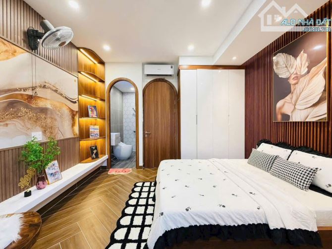 SIÊU PHẨM 5 TẦNG THANG MÁY 450KG, KHU ĐỒNG BỘ PHẠM VĂN CHIÊU GÒ VẤP, 4*15m, NHỈNH 9 TỶ - 10
