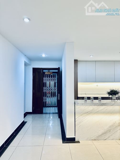 DUPLEX CC TẠ QUANG BỬU 216M2 - 2 TẦNG - - 3PN, 4WC - SHR - 7,8 TỶ (chỉ 36tr/m2) KHU A1 - 10