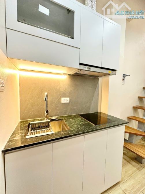 CHDV 120TRIỆU/ THÁNG - HẠ YÊN QUYẾT - TRUNG KÍNH - NGÕ 3M - 7 TẦNG TH MÁY - NHỈNH 24 TỶ - 10