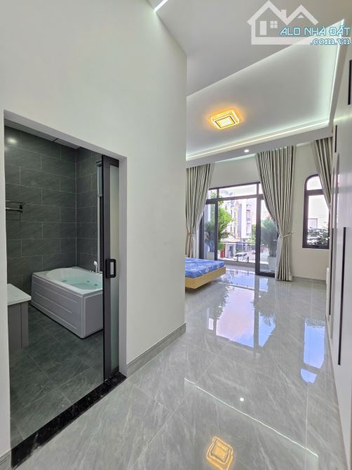 5Tỷ200 TL 🔥👉 NHÀ MỚI ĐẦY ĐỦ NỘI THẤT__KDC gần ĐT743 và Bến xe Tân Đông Hiệp 200m - 10