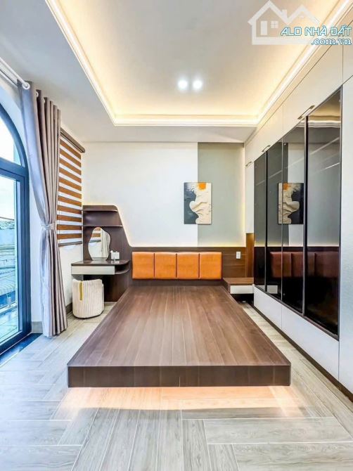 BÁN NHÀ MỚI XÂY MT ĐINH ĐỨC THIỆN, GẦN CỔNG CHÀO HUYỆN CẦN ĐƯỚC, 105M2, GIÁ 2 TỶ 6 - 11
