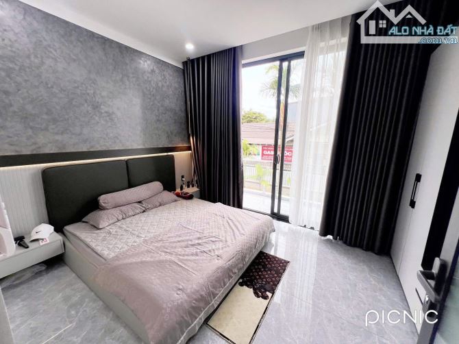 NHÀ ĐẸP GÓC 2 MẶT ĐƯỜNG HẺM 434 Y MOAN KHU DÂN THÀNH ĐỒNG, GIÁ 9.9 TỶ - 11