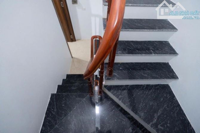🔥 CỰC HIẾM! NGUYỄN LAM – PHÚC ĐỒNG – 30M² – 5 TẦNG – 10M RA Ô TÔ – 7,1 TỶ! - 11