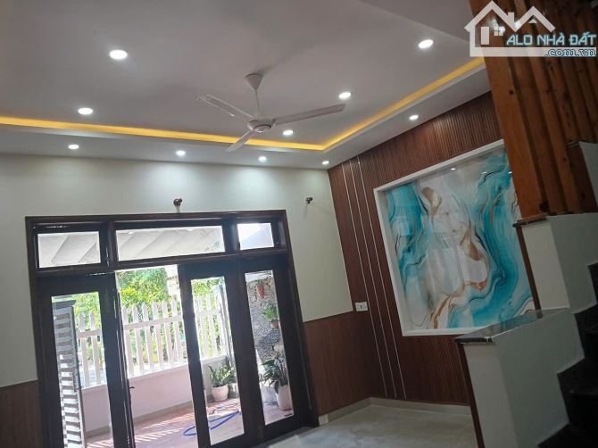 CẦN BÁN NHÀ TẠI SỐ NHÀ 31 NGUYỄN QUÝ ĐỨC. - 11