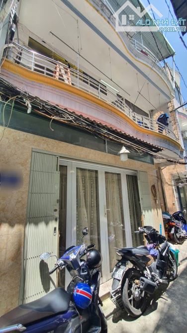 CHỈ 5.1 TỶ, NHÀ 3 TẦNG NGUYỄN TẤT THÀNH, QUẬN4, NGANG KHỦNG 7.6M, DÒNG TIỀN 20TR/ THÁNG - 1
