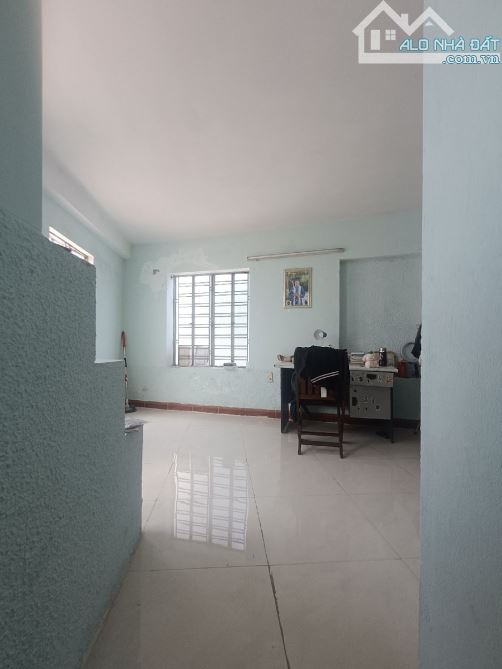 ĐẦU TƯ NÓNG –BÁN GẤP NHÀ 3 TẦNG HAI MẶT TIỀN TRƯỚC SAU –NGUYỄN VĂN HUYÊN, CẨM LỆ 4 TỶ X - 1