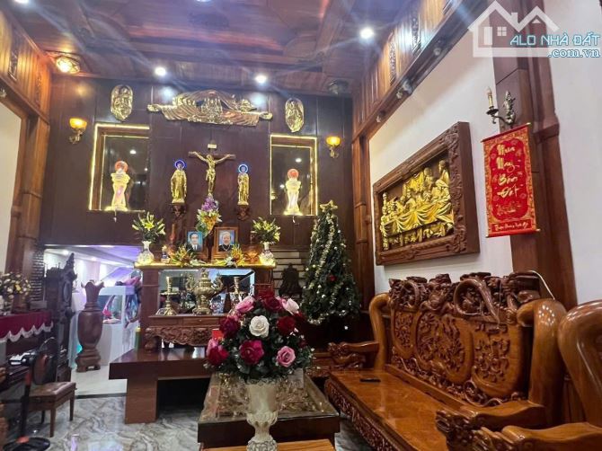 Bán Biệt Thự mini gần Chợ Thái Bình, Giáo Xứ Tiên Chu, Tân Hòa, Biên Hòa, 240m2, giá 6 tỷ. - 1