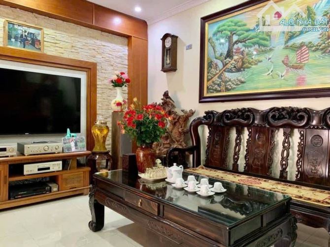 BÁN NHÀ ÂU CƠ GẦN XUÂN DIỆU – 74M² – 5 TẦNG CHẮC CHẮN – VIEW HỒ - 1