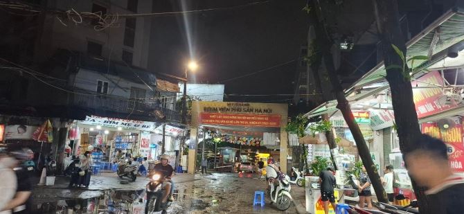 16 tỷ có 51 m 5 tầng Thanh máy ô tô vào nhà tại Ngọc Khánh  có 102 - 1