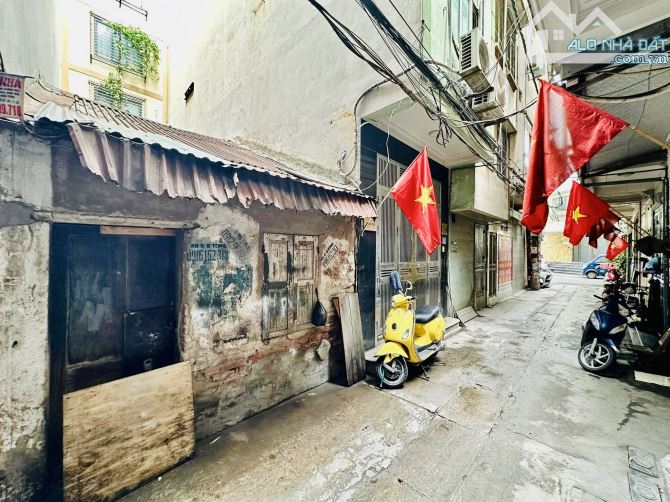 BÁN MẢNH ĐẤT NGUYỄN KHANG TT CẦU GIẤY 35m2 x Mt 3.5m GIÁ 9.5 TỶ Ô TÔ VÀO NHÀ NGÕ THÔNG - 1