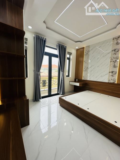 Phân Lô Châu Âu Giáp Tên Lửa, Aeon BT 5Tầng 5PN, Giá Chỉ Hơn 7 Tỷ Xíu - 1