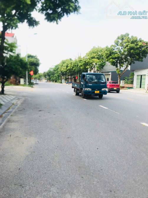 TĐC XUÂN NỘN - ĐÔNG ANH VỈA HÈ VÀI LÀN Ô TÔ TRÁNH TRỤC KINH DOANH ĐỈNH - 1