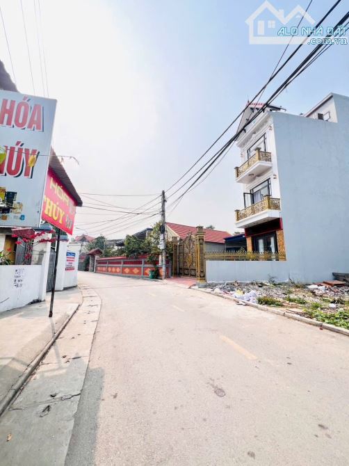 Chào bán 1 lô 96m tại Phường Hoà Bình trục kinh doanh buôn bán tốt. Giá chỉ 2,x tỷ - 1