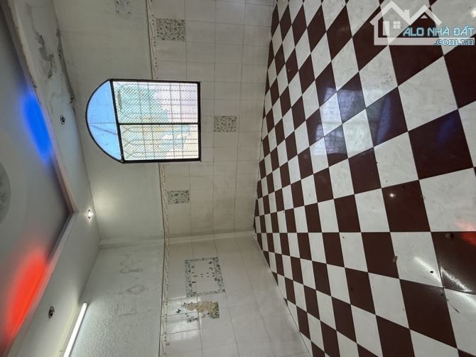 Nhà Tùng Thiện Vương ,Q.8 ,73m2 ,4 Tầng,Cách mặt Tiền 10m,Giá Chỉ 7 Tỷ - 1