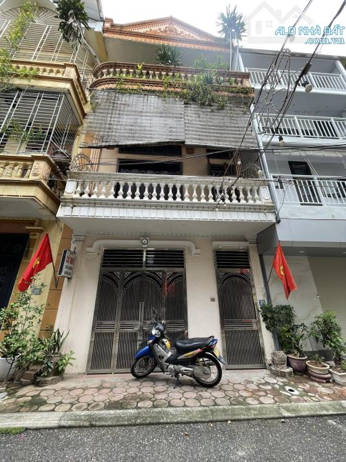 Bán nhà sài đồng, 3 tầng, 75m2 đường oto tránh vỉa hè - 1
