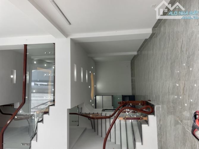 ngõ rộng đường ngọc trục 51m chỉ có 7.xx nhà 3 tầng full nội thất - 1