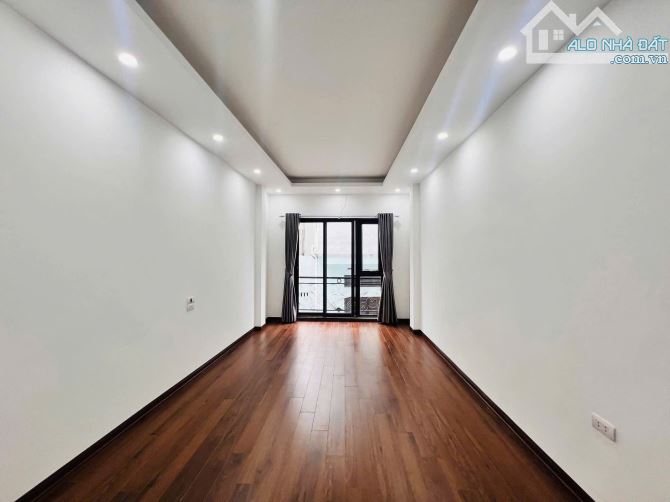 Nhà 5 tầng Láng Hạ, trung tâm Ba Đình - 1