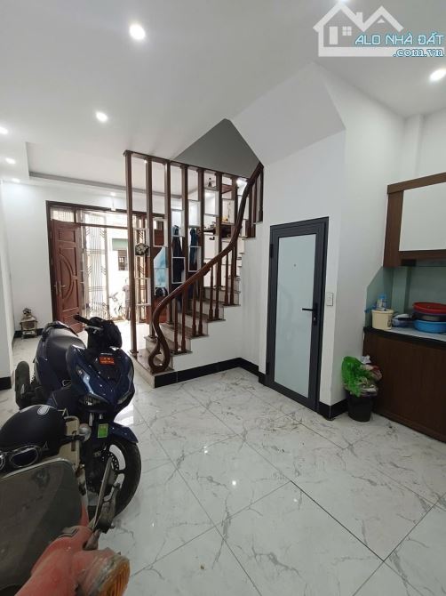VÂN CANH : NHÀ 5T-32/37M - VỊ TRÍ ĐẸP , 7 CHỖ ĐỖ CỬA - TIỆN ÍCH GẦN - 1