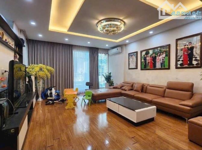 LAI XÁ - HOÀI ĐỨC : NHÀ PHÂN LÔ 6T -41M THANG MÁY - 7 CHỖ VÀO - 1