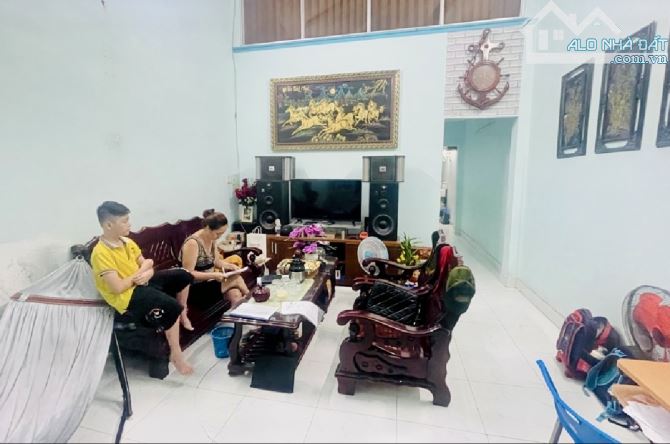 🏡 Nhà 2 tầng BTCT đường NGUYỄN VĂN QUÁ, Phường ĐÔNG HƯNG THUẬN,DT 70m² (4,15x16,8) 3,9tỷ - 1