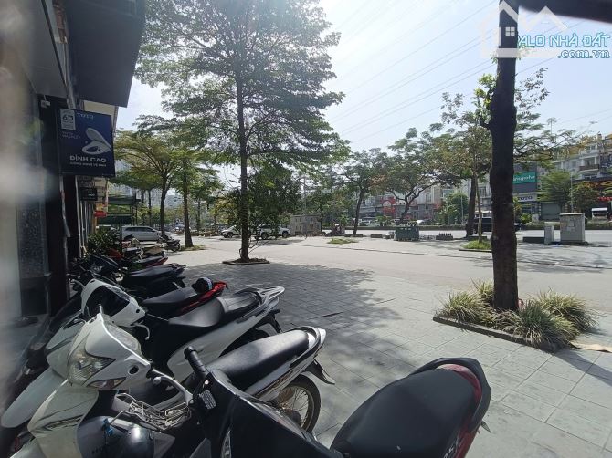 Cho thuê Liền kề 24h mặt đường Tố Hữu. DT 70m2, 5 tầng 1 hầm thông sàn, điều hòa. KD đẹp - 1