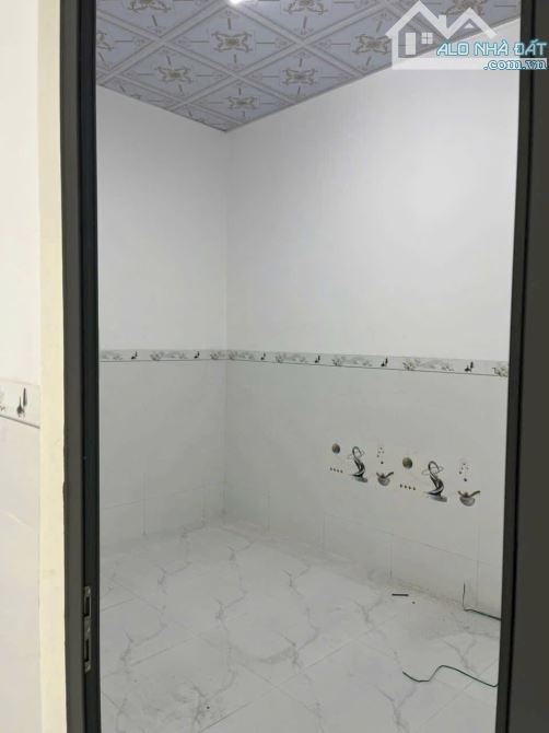 Căn nhà đáng mua nhất 2025, nhà cấp 4 90m2 ngay chợ chỉ 690 triệu - 1