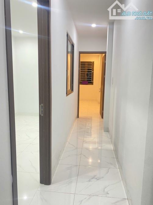 Đông Thắng ngõ oto - nhà 5 tầng - chưa đến 9 tỷ - 1