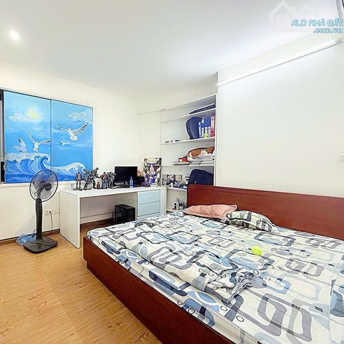 BÁN TẬP THỂ NGHĨA TÂN, TẦNG 1, GẦN NGÕ 106 NGUYỄN PHONG SẮC, OTO ĐỖ CỬA, FULL NỘI THẤT - 1