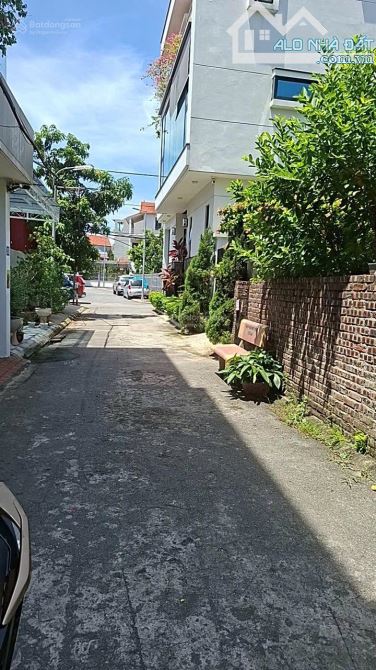 BÁT KHỐI LONG BIÊN – 58M² – Ô TÔ ĐỖ CỬA – 5,8 TỶ – ĐẤT ĐẸP, SỔ ĐỎ CHÍNH CHỦ - 1