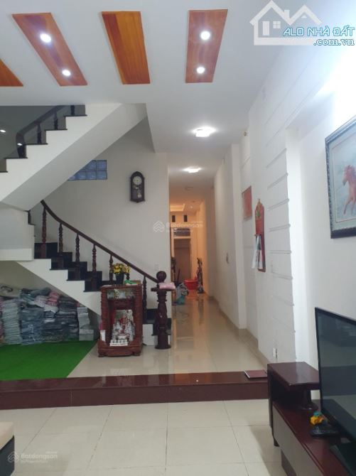 BÁN NHÀ MẶT TIỀN 1T3L TRƯƠNG CÔNG ĐỊNH - KINH DOANH SẦM UẤT VÀ NHIỀU TIỆN ÍCH - 20.5 TỈ TL - 1