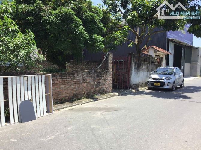 BÁT KHỐI .BÁN ĐẤT LÔ GÓC SIÊU HIẾM . Ô TÔ TRÁNH. 70 M. - 1