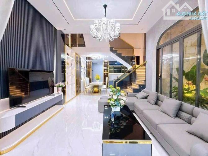 Bán nhà trung tâm Hoàng Mai_60m2_hơn 14 tỉ_ô tô vào nhà_ngõ thông_full nội thất_ở sướng - 1
