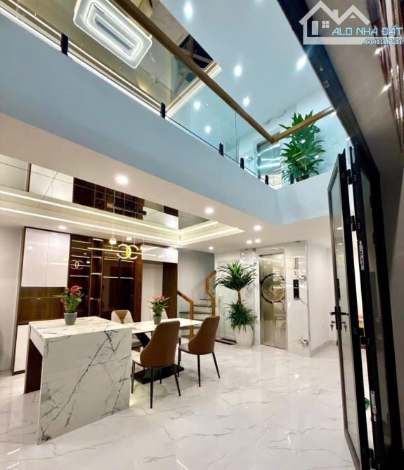 Siêu đẹp Yên Hòa VF3 đỗ cửa 100m ra phố nhà nhà mới tinh 5 tầng 33m2 nội thất xịn ở luôn - 1