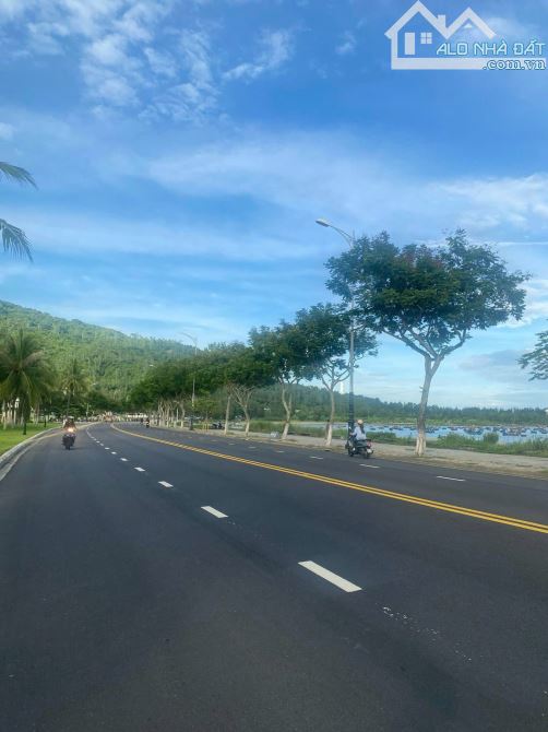 Bán lô góc 2MT đường Nguyễn Lâm giao Nguyễn Trực, khu đầu tuyến gần núi Sơn Trà - 1