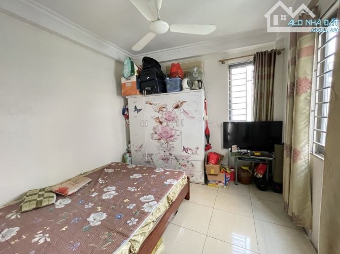 Bán nhà Gia Quất, ô tô đỗ cửa, 35m - 1